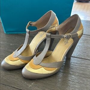 Seychelles Tan and Yellow T-Strap Heels